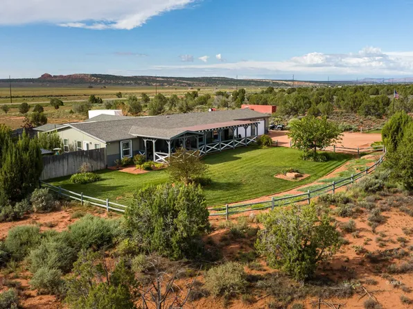 8900 E Serenity Rd, Kanab, UT 84741