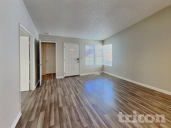 3rd image of 2020 Burnside Dr