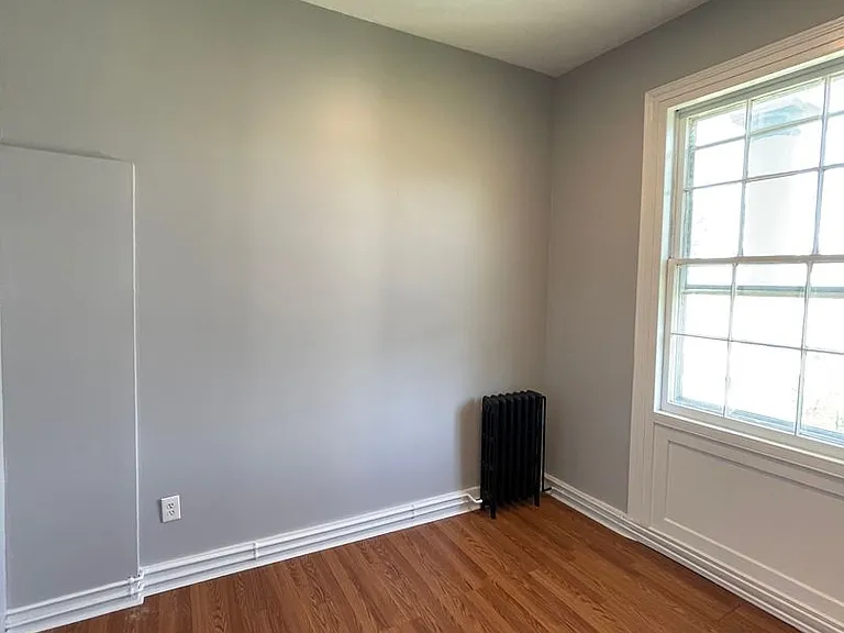 160 Grand St. — Photo 5