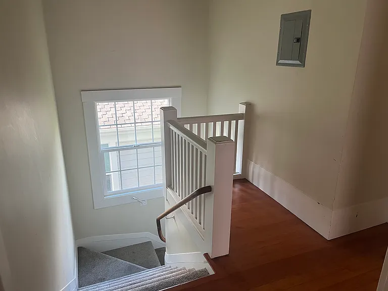 2323 Grant St — Photo 2