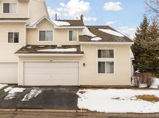 9026 Sawgrass Gln, Maple Grove, MN 55311