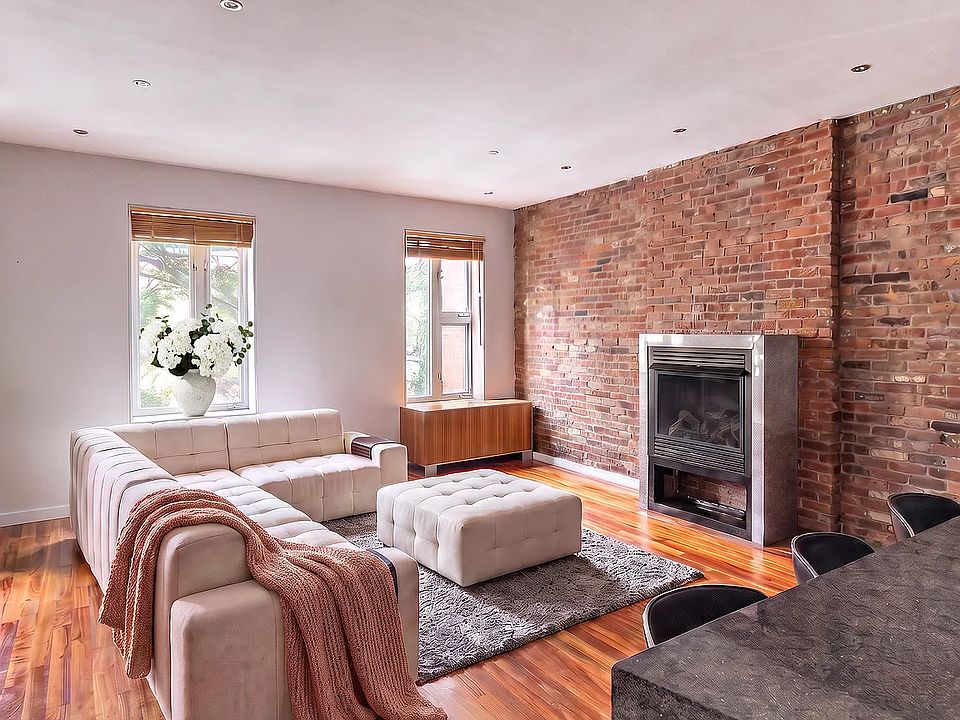 1st image of 188 S 8th St APT 4