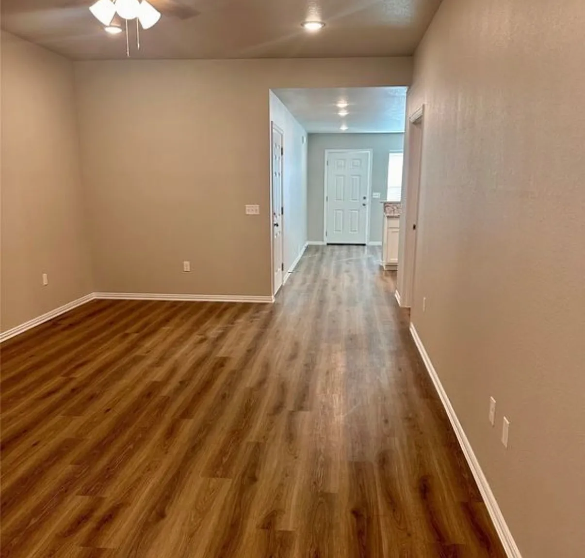 3 bed, 1460 sqft, $1,800 — Photo 3