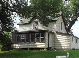 E12930 Shady Lane Rd, Baraboo, WI 53913