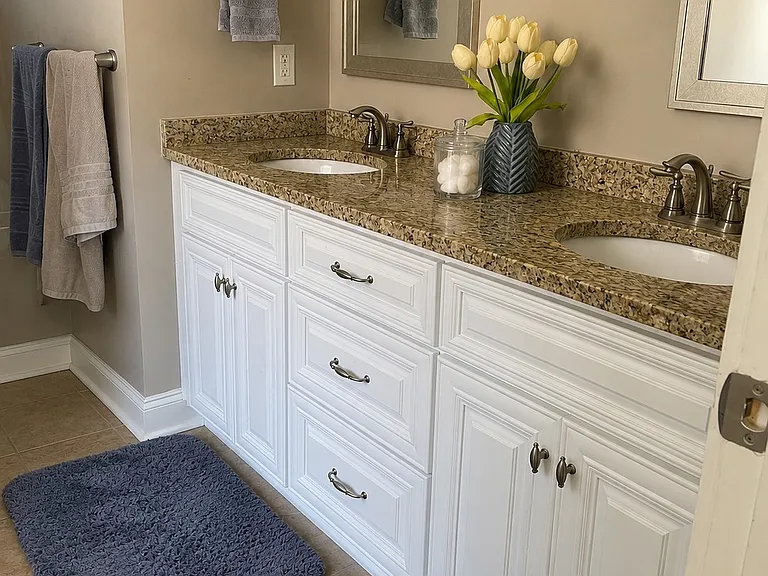 300 Melison Dr — Photo 14