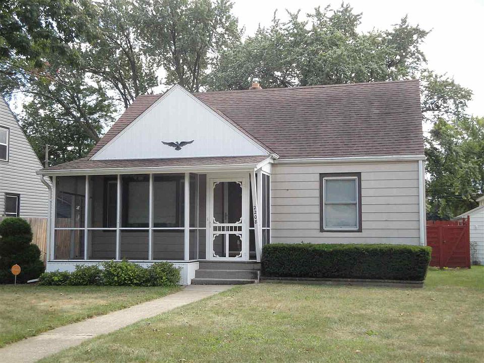 1st image of 2208 Sharon Ave