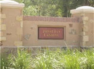 18 Johnathan Landing Ct, The Woodlands, TX 77389