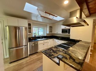 850 Hygeia Ave #850, Encinitas, CA 92024