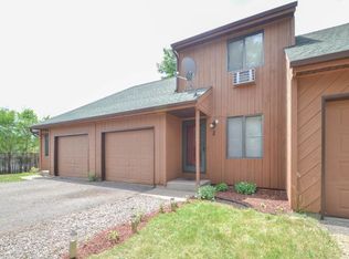 620 N End Rd N #2, Hudson, WI 54016