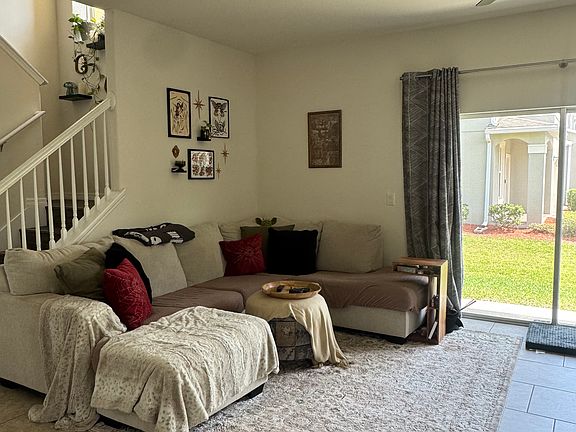 4th image of 101 Misty Glen Ln
