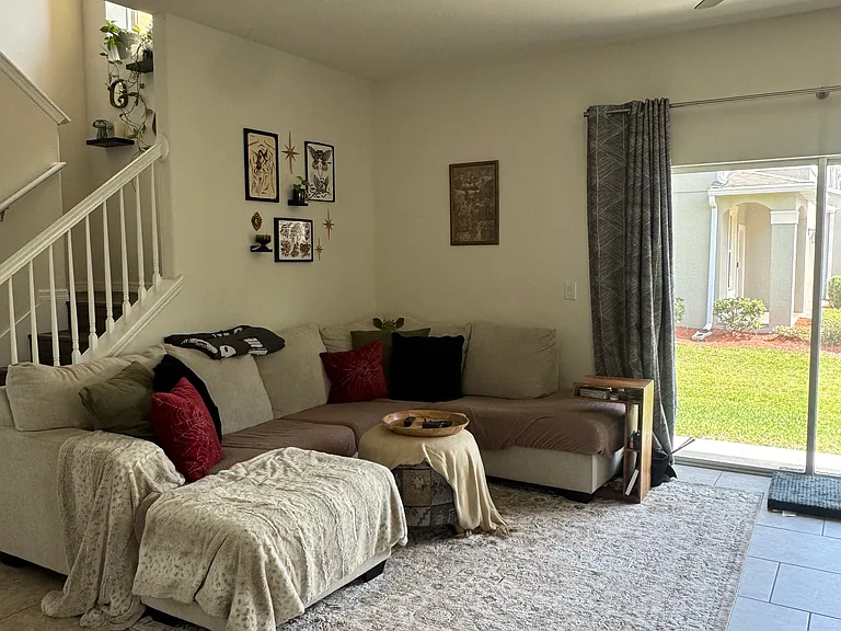 101 Misty Glen Ln — Photo 4