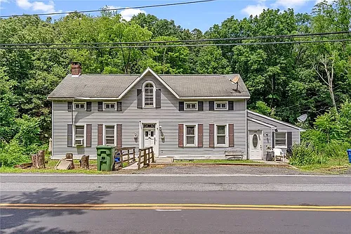 77 Randall St #B Photo 1