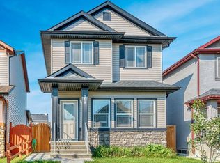 319 E Saddlebrook Cir NE, Calgary, AB T3J0J9