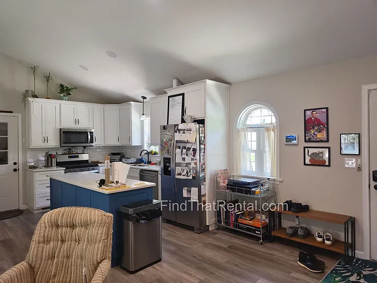 158 B St — Photo 4