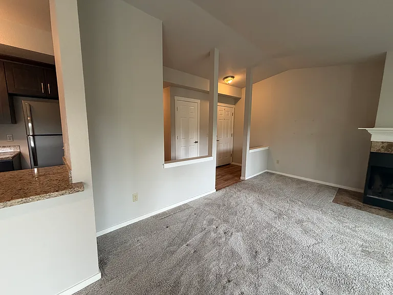 280 NW Holly St #6 — Photo 91
