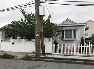 637 Oceanside Ave, Staten Island, NY