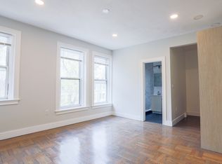 36 Queensberry St APT 19, Boston, MA 02215