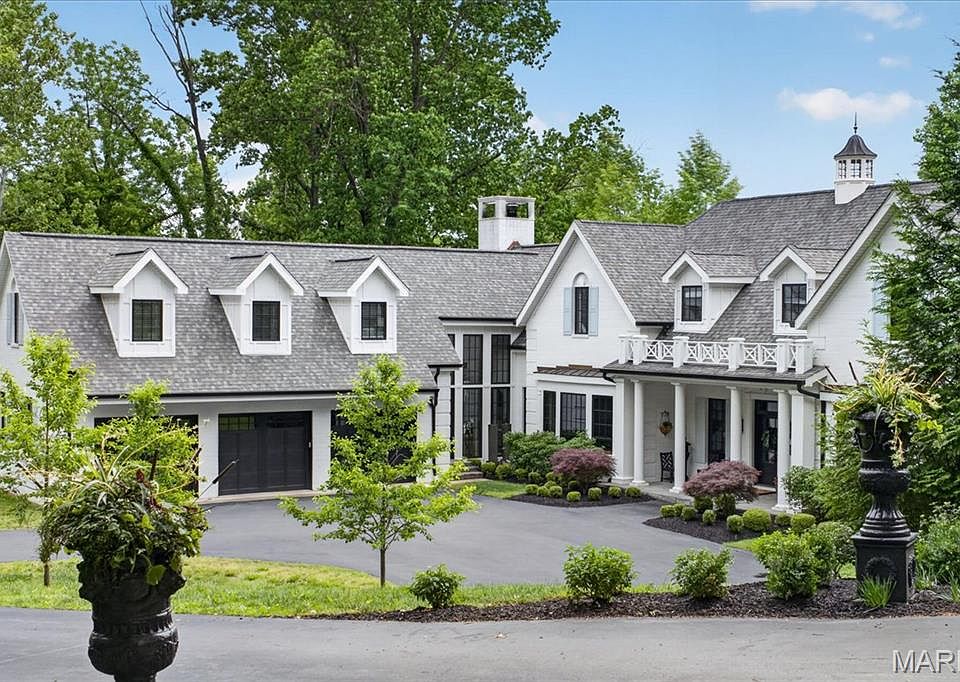1st image of 744 Spiceberry Ln
