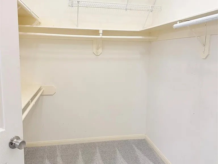 4514 Pebblestone Dr — Photo 18