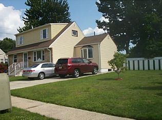 83 Corey St, Fords, NJ 08863