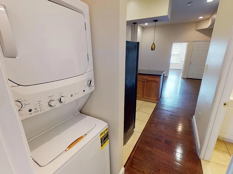511 Florida Ave NW #1 — Photo 9