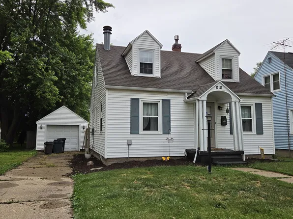 810 E 15th St, Sterling, IL 61081