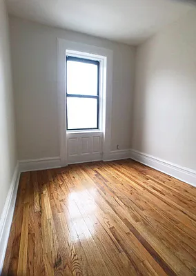 Rented by Bohemia Realty Group | media 12