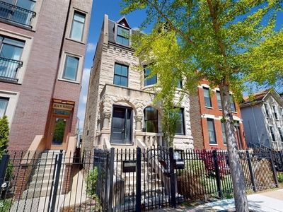 1630 W Warren Blvd #2, Chicago, IL, 60607