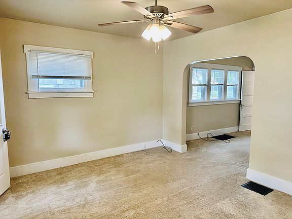 4th image of 705 S 12th St #705