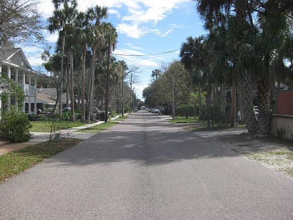 Street view on 8th Street