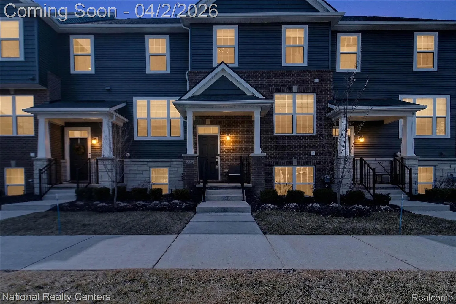 225 S Sydney Ct photo 1