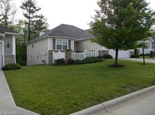 5360 Peachtree Ln, Parma, OH 44134