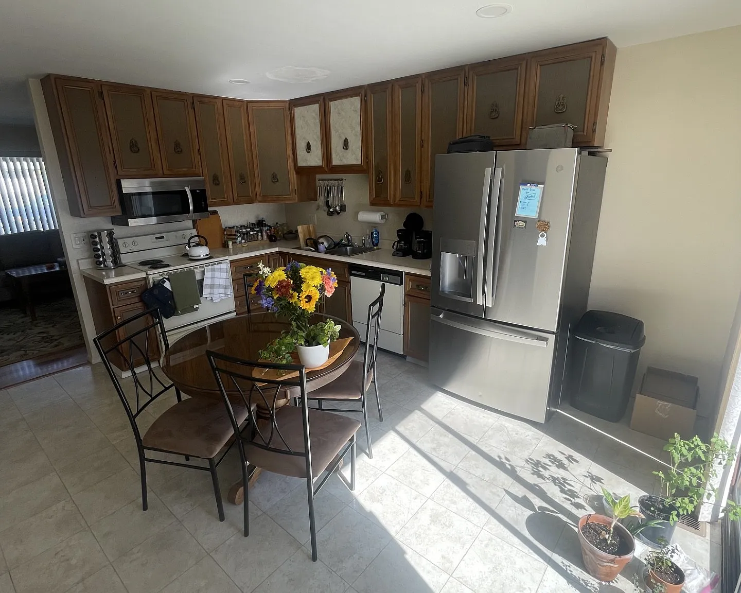 2355 Hill Ct — Photo 4