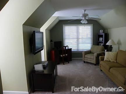 2nd image of 5580 Farmington Dr
