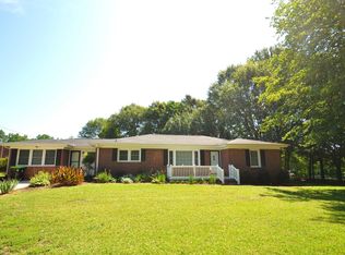 94 Church Ave, Inman, SC 29349