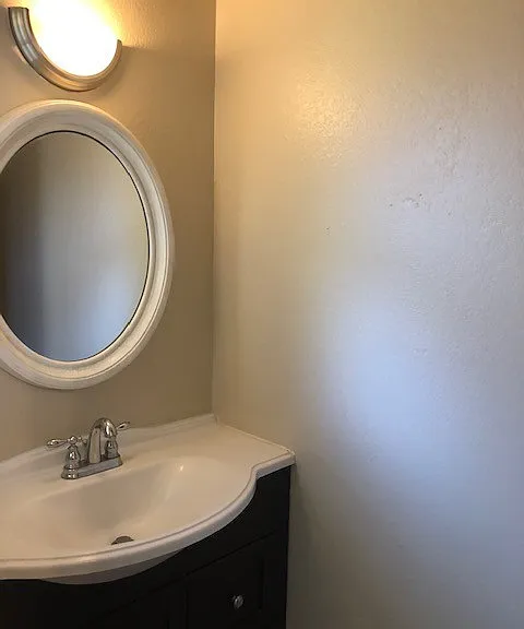 2557 Vallejo St — Photo 12