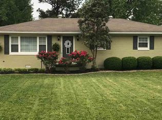 316 Longview Dr, Paducah, KY 42001