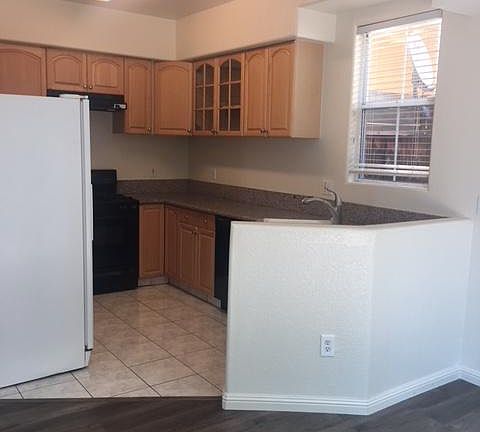 3rd image of 1722 Mirabella Ct
