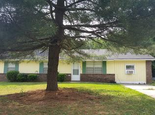 8849 E Bourne Dr, Jonesboro, GA 30238