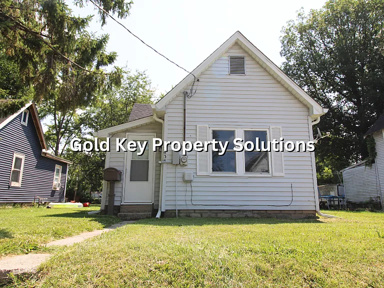 2636 Central Ave — Photo 2