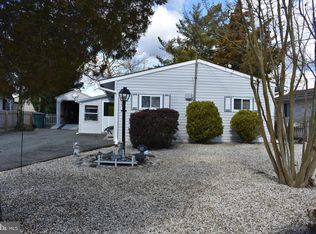410 Twin Lakes Blvd, Little Egg Harbor, NJ 08087