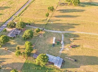 508 S Pecan Creek Trl, Valley View, TX 76272