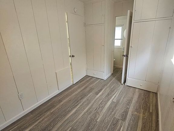 5th image of 623-683 Perkins Ln #643