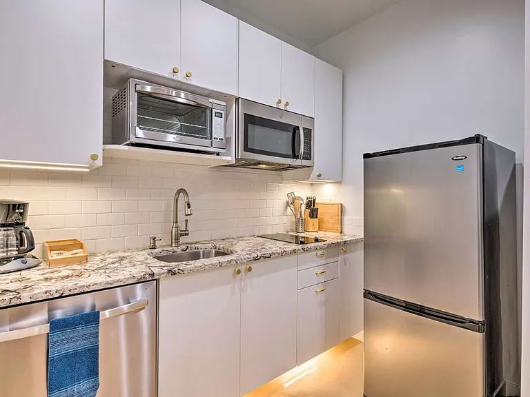 2324 S Green St #U3 — Photo 12