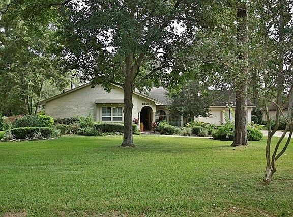 2nd image of 13210 King Cir