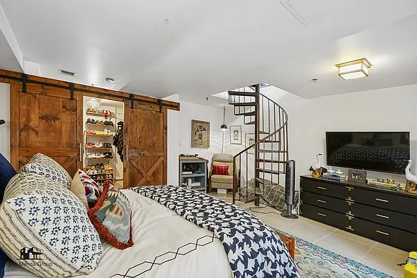 Rented by Compass | media 9