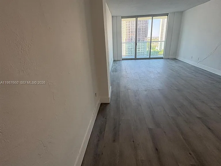 19390 Collins Ave #1623 — Photo 10