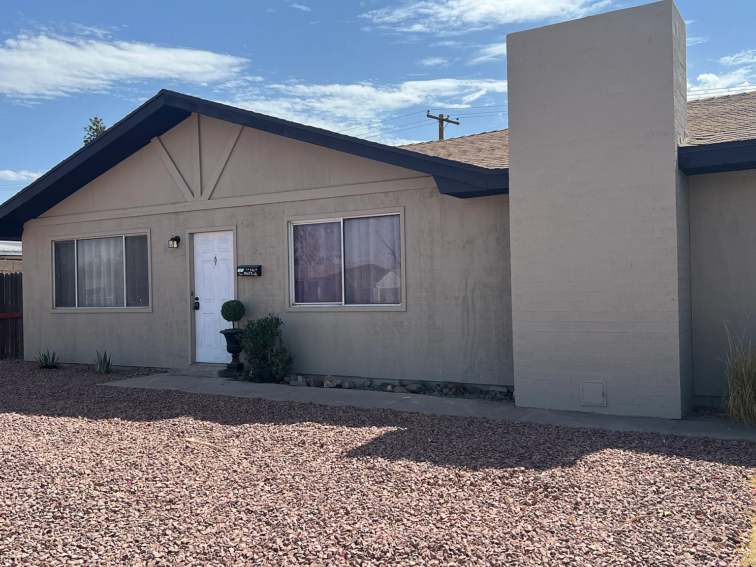 3 bed, 1308 sqft, $2,000 — Photo 1