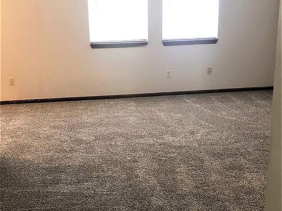 2nd image of 701 N 13th Ter APT D