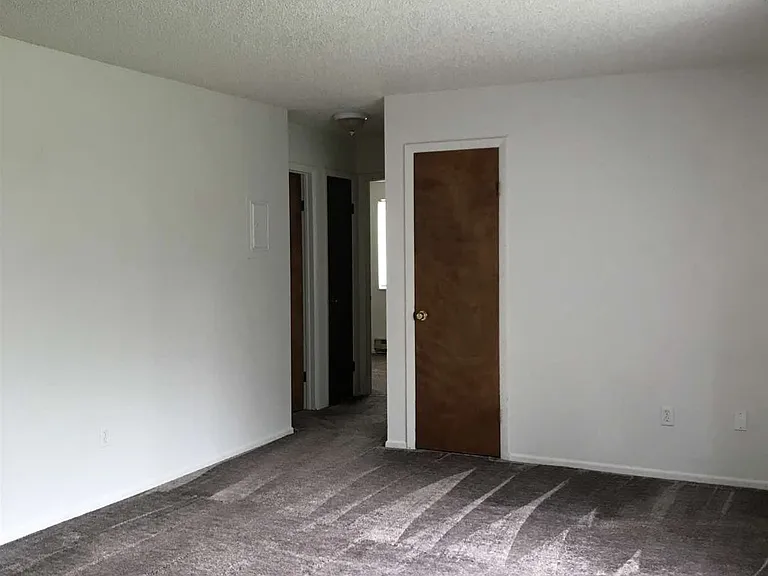 3106 Palm Ct #7 — Photo 3